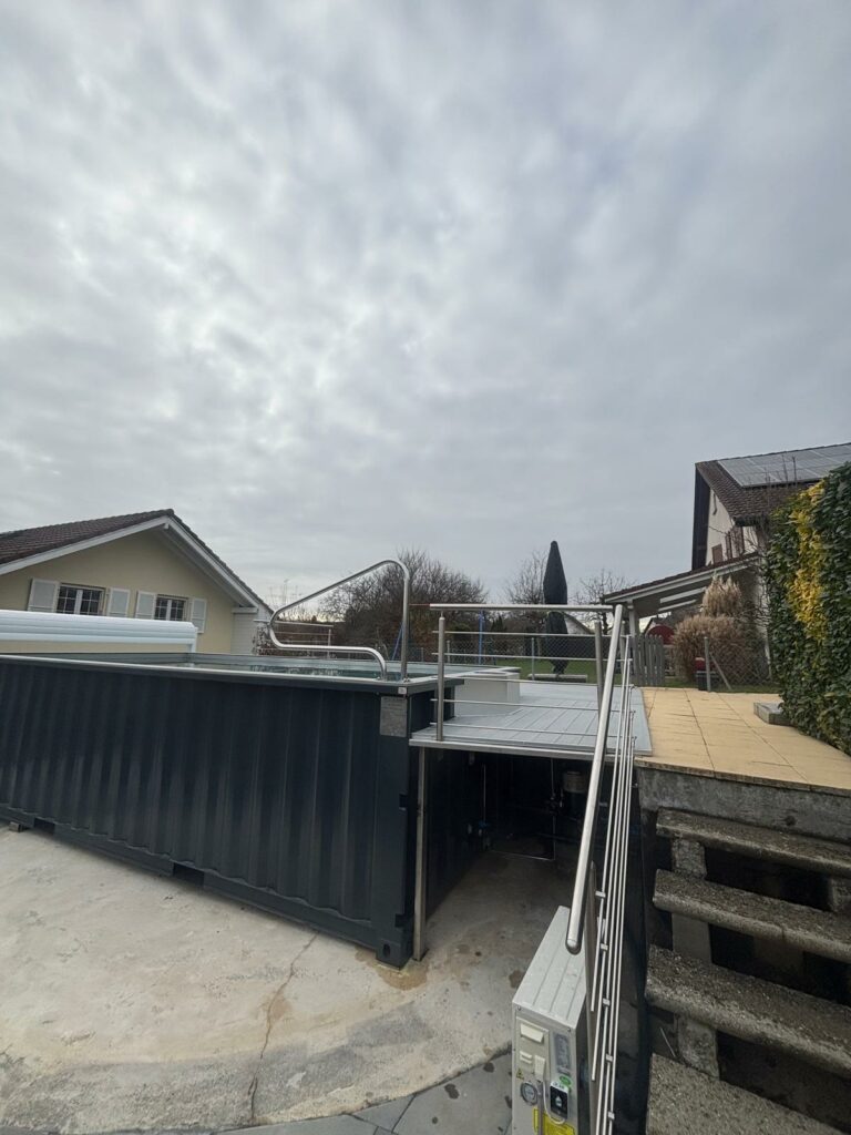 AQUABOX-PISCINE-CONTAINER-INOX-apres-1