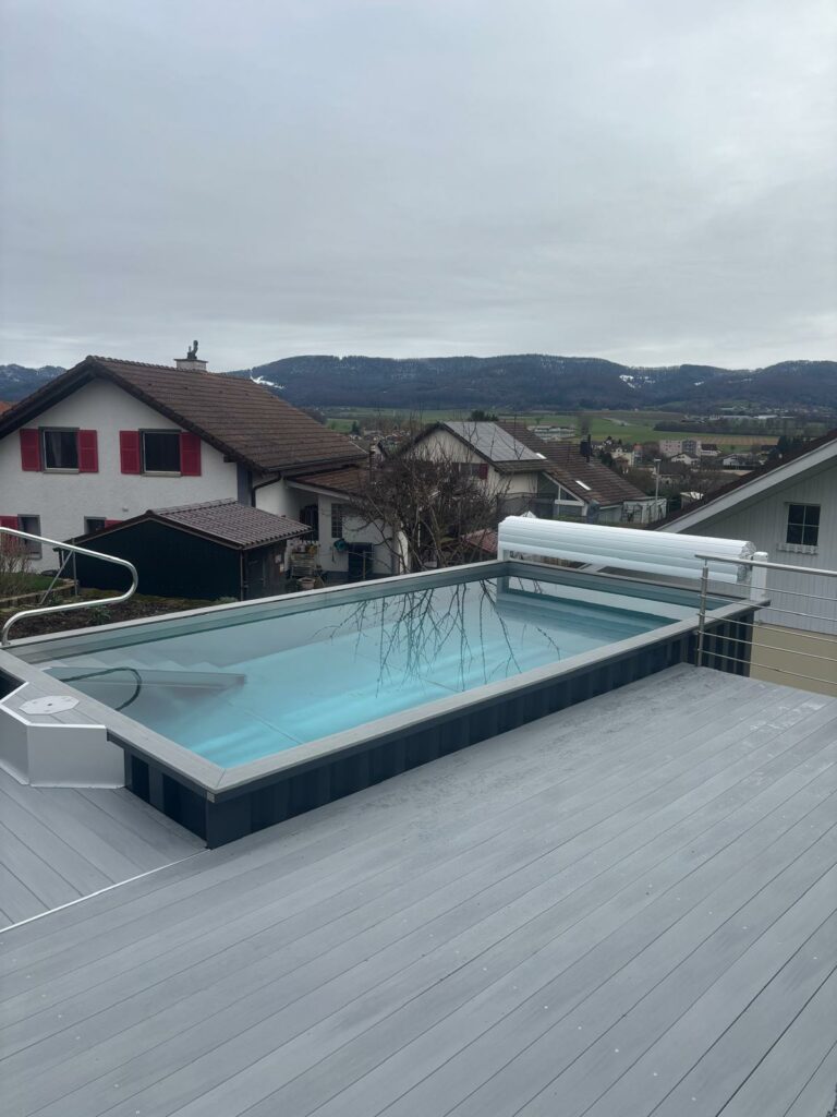 AQUABOX-PISCINE-CONTAINER-INOX-apres-2